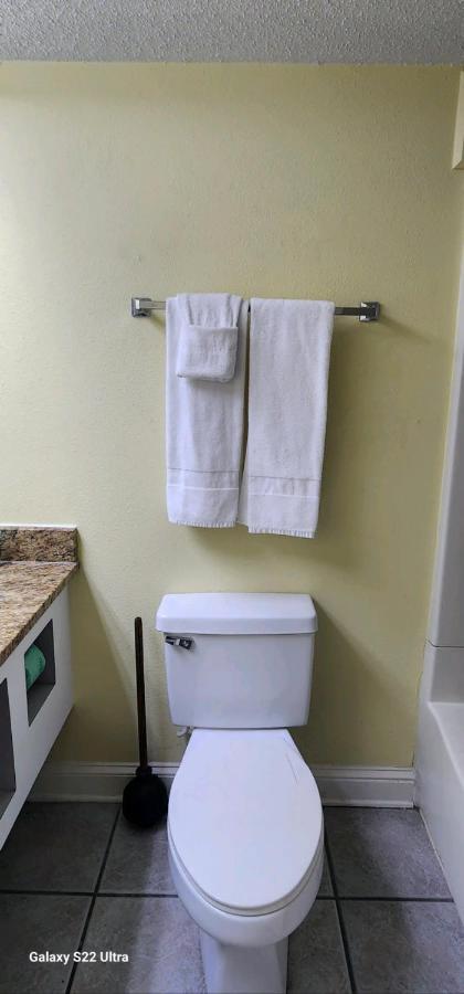 Apartmán Oceanfront Efficiency T405 Myrtle Beach Exteriér fotografie